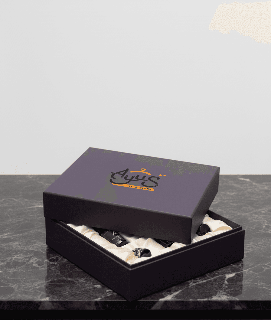 An AYUS gift box with selected accessories
